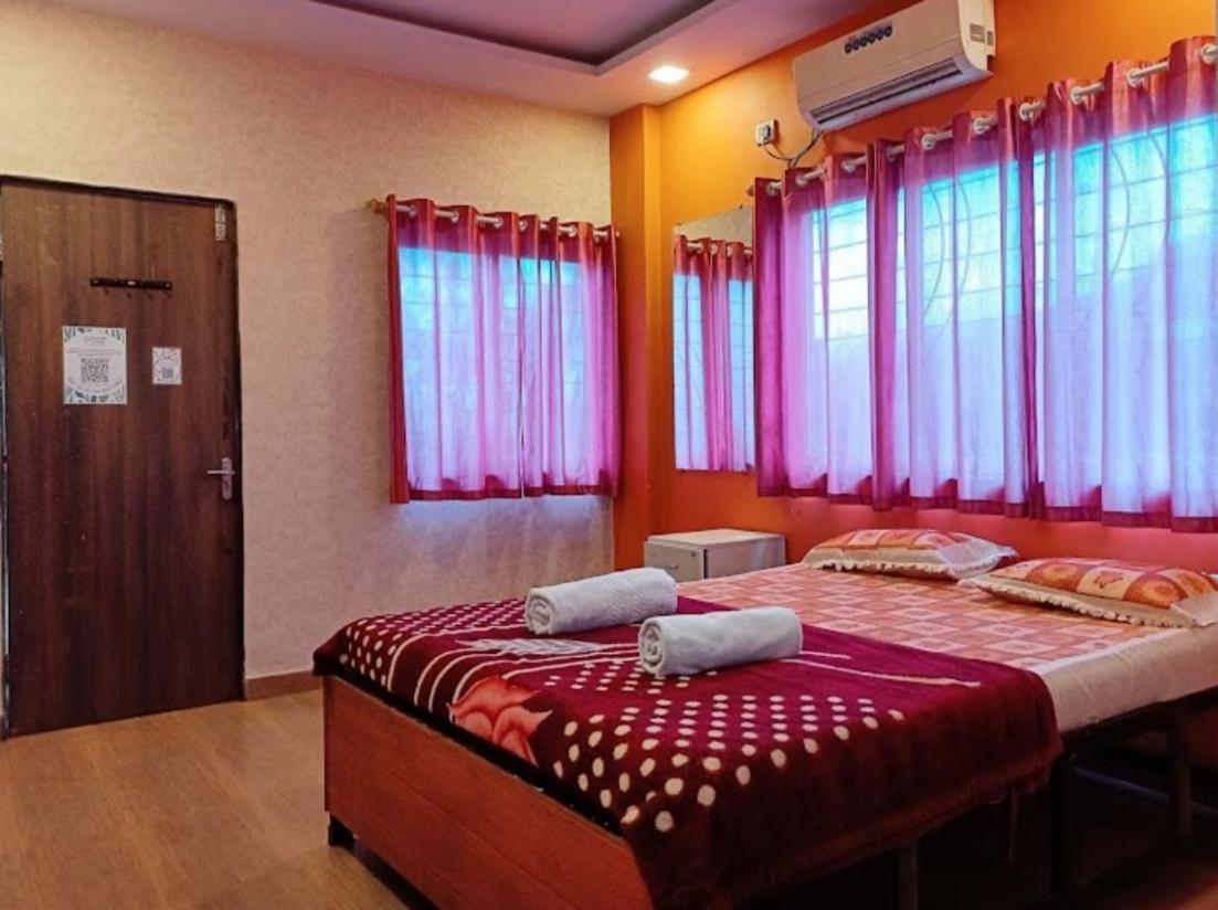 Strawberry Vacations Villa Panchgani Ngoại thất bức ảnh